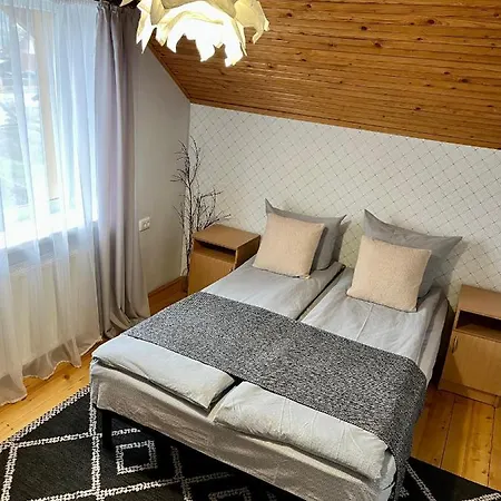 ніч над карпатами * Szlavszke